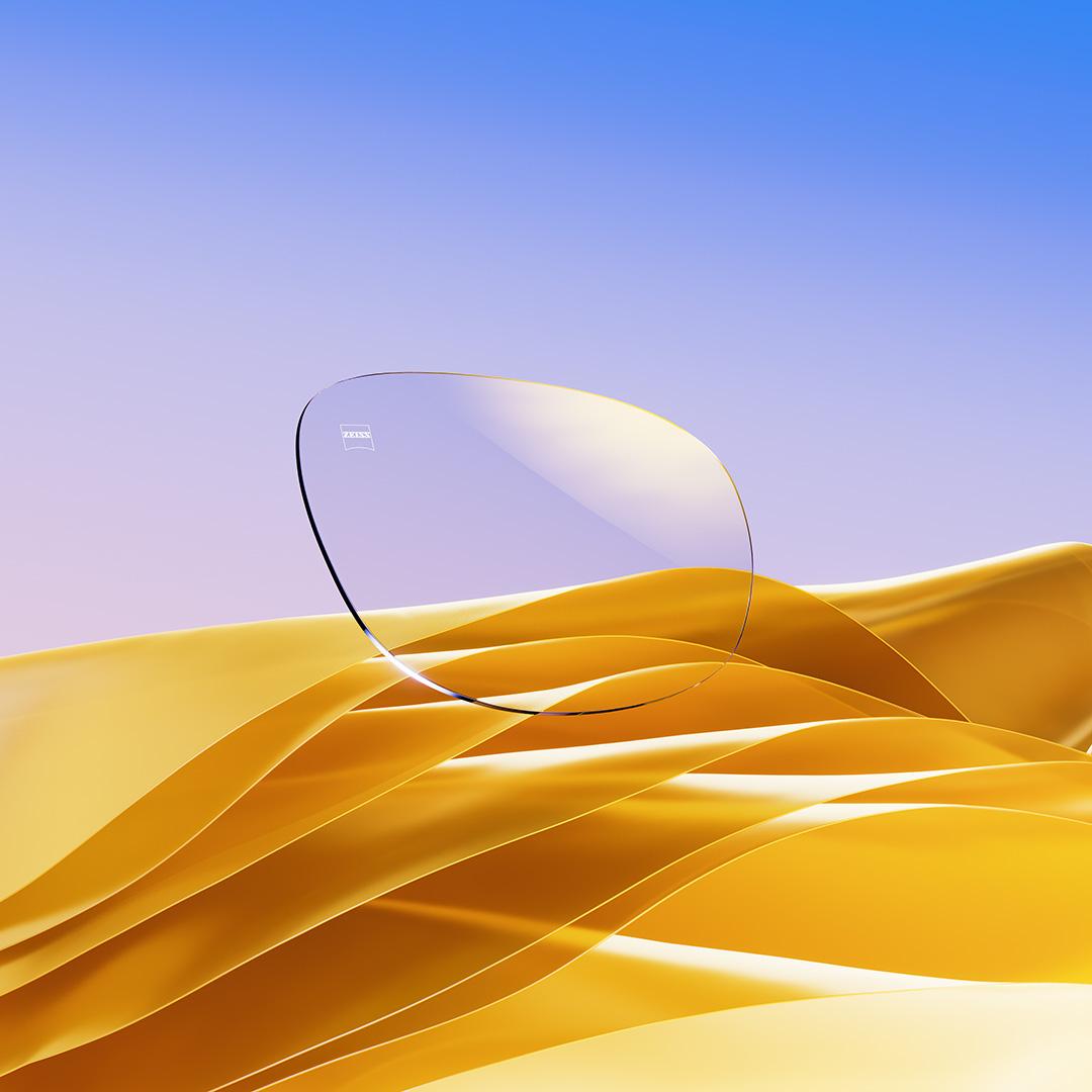 Billede af ZEISS DuraVision Gold UV med en gylden restrefleks.
