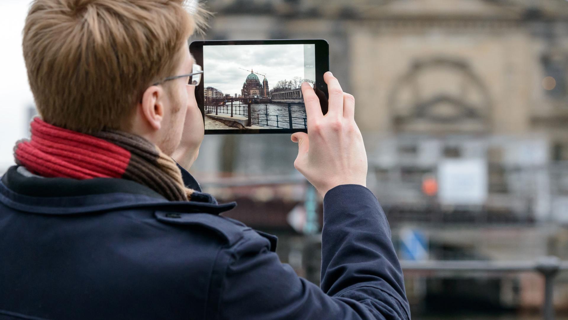 Find ud af hvordan digitale medieenheder ændrer vores syn og udfordrer vores øjne.