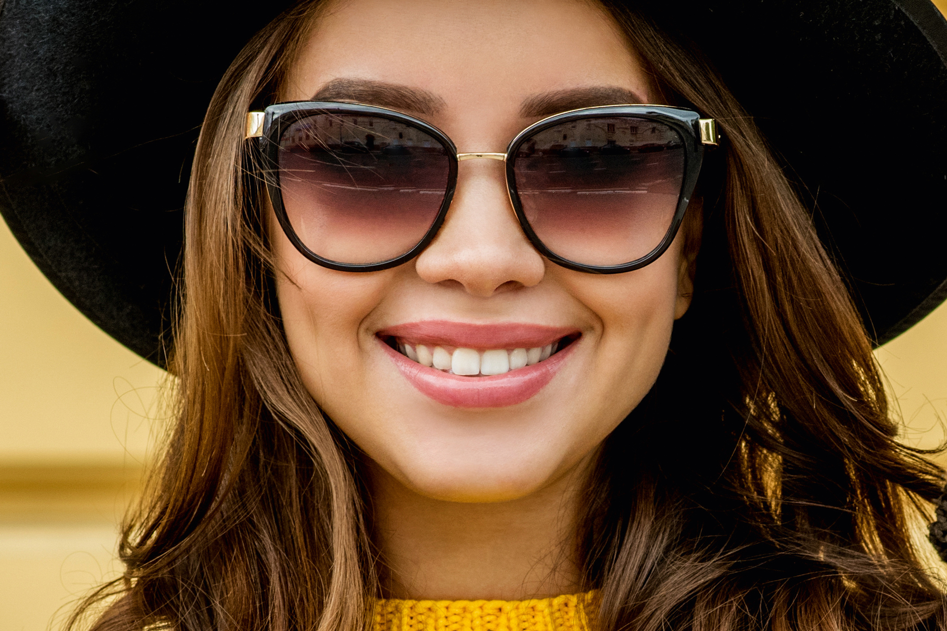 Solbriller er mere end bare et modetilbehør – de bør beskytte dine øjne mod skadelige UV-stråler.