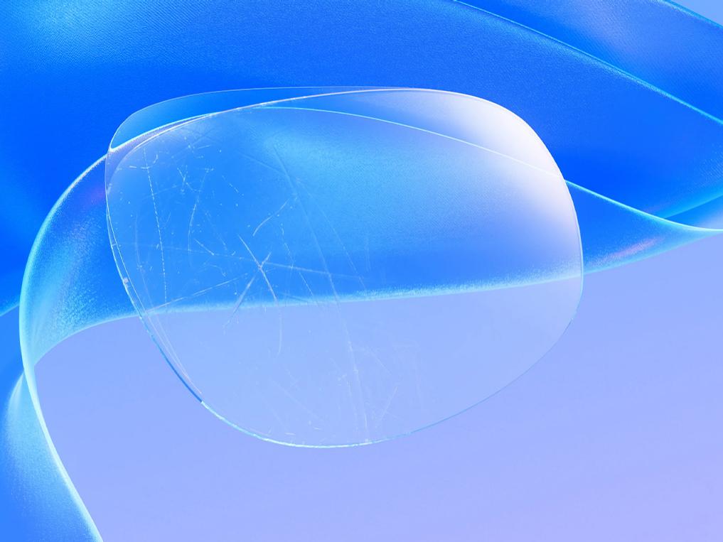 3D CGI-illustration af et ridset brilleglas, der påføres en tynd overfladebehandling, der effektivt skjuler ridserne med en glasklar glasoverflade til følge.